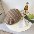 Coppola classica marrone a quadri con motivo vintage ed etichetta in tessuto casual - 56-58cm Regolabile / Rosa e Giallo