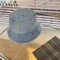 Sombrero de pescador denim azul claro con bordados de dinosaurios de estilo informal - 56-58cm / Azul claro