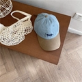 Casquette de baseball rétro avec calotte bleu clair, visière marron et broderie - 56-59cm (Réglable) / Bleu Denim
