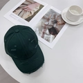 Casquette de baseball vintage vert foncé avec détails déchirés et visière courbée - 56-59cm (Réglable) / vert foncé
