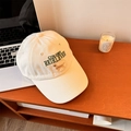Casquette de baseball blanc crème avec broderie verte et motif de chien Golden Retriever - 56-58cm Ajustable / Beige