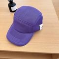 Breathable deep purple mesh baseball cap with mountain logo on wooden table - Kids (Adjustable 2-7 Years) / Purple