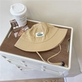 Beigefarbener Canvas-Anglerhut mit Berg-Aufnäher und verstellbarem Kordelzug für Outdoor - 56-59cm / Khaki