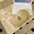 Casquette de baseball en coton beige avec broderie Brooklyn rouge sur table - 56-59cm (Réglable) / Kaki