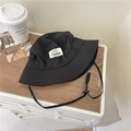 Schwarzer Anglerhut für Outdoor mit verstellbarer Kordel und Berg-Logo-Aufnäher - 56-59cm / Schwarz