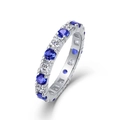 Bague éternité élégante en argent 925 avec saphirs bleus et oxydes de zirconium blancs - Saphir de laboratoire avec moissanite