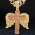 Ciondolo a croce con ali d'angelo hip hop dorato con strass rosa e catena cubana - Ciondolo Croce d'Oro Ali di Angelo Solo (Senza Catena)