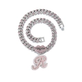 Chaîne cubaine hip hop avec pendentif lèvres strass roses et lettre R étincelante - Lettre R Argent