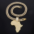 Collier hip hop doré avec pendentif carte de l'Afrique glacé et chaîne cubaine sertie - Pendentif Carte Or + 20" Chaîne Cubaine