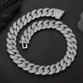 Dettaglio ravvicinato della catena cubana da 22MM in argento con pavé di zirconi cubici - 7in (18cm) / Argento