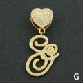 Collana hip-hop dorata con cuore, ciondolo lettera S e strass brillanti incastonati - Solo Ciondolo Con Lettera / Oro Lettera Corsiva G