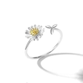 Adjustable S925 sterling silver daisy and clover ring with dual-tone finish detail - Size 7 Adjustable (US Size) / Two Colors