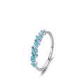 S925 sterling zilveren golfring met turquoise stenen gepresenteerd vanuit een hoek van 45 graden - US Maat 6 / Witgoud