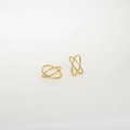 Pendientes de aro dobles cruzados dorados con circonitas sobre un fondo blanco puro - Talla US 6 / Dorado