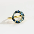 Anello minimalista in argento s925 dorato con pavé di gemme blu sfumate e cerchio cavo - Taglia US 6 / Oro