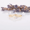 S925 Sterlingsilber Goldring mit Herz-Zirkonia und seitlichen Marquise-Akzenten - US-Größe 6 / Gold