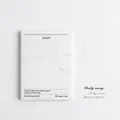 Blocco note Daily Essay bianco minimalista con 50 fogli e citazioni, misura 65x89mm - Saggi Quotidiani
