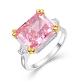 Schitterende ring met smaragdgeslepen roze diamant en baguette-zijstenen op zilver - US8# / Zilver & 18K Verguld