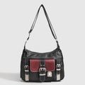 Retro leren handtas met contrastkleuren, verstelbare riem en gespdetails in zwart en rood - Zwart