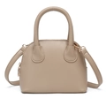 Bolso bandolera caqui claro en forma de concha con textura de cuero granulado - Caqui