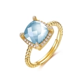 Ring mit hellblauem Edelstein im Quadratschliff, goldener Kordelring und Diamantkranz - Einstellbar Offen / Himmelblauer Topas (Goldenes Band)