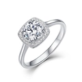 Funkelnder Ein-Karat-Moissanit-Ring aus S925 Sterlingsilber mit einer Halo-Diamantfassung - Dickes Silber-Weißgold (6.5mm Runder Hauptstein) RG020395