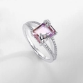 Minimalistische geometrische ring met grote roze-paarse kristal en zilveren band - US 6# / Zilver