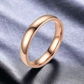 Anello in acciaio inossidabile oro rosa lucido con finitura liscia su fondo in raso grigio - 26-e-1 Sfere Interne Ed Esterne In Oro Rosa Da 4 Mm (rimborso O Sostituzione Garantiti In Caso Di Scolorimento) / Misura 5