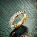 Bague en acier titane bicolore avec motif grec meander en finition dorée et argentée - US 7 / Style Méandre Bicolore Dépoli