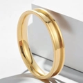 Anello minimalista in acciaio al titanio dorato con design a scanalature e finitura a specchio - US 6 / Oro 4mm (Base per Resina)