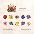 Vintage Blumenaufkleber Set mit zehn einzigartigen Blumendesigns, 20 Stück pro Packung - Bestickte kleine Blumen