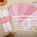 Kit de scrapbooking vintage con 12 papeles texturizados rosas y 6 bordes de encaje - Valle Floral