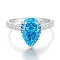 Anello di lusso in argento S925 con gemma blu a goccia e pavé di piccoli diamanti - US 5 / Zirconia Blu (CBJZ066)