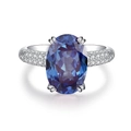 Elegante anello in argento S925 con grande diamante blu ovale e pavé di zirconi sulla fascia - US 5 / Zircone Blu Scuro