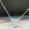 Collar de conejo de plata S925 con una brillante gema de corazón rosa y circonitas - Plata 925 / Blanco (XL129)
