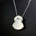 Collar con colgante de Buda sonriente en plata S925 con calcedonia blanca y cadena fina - Calcedonia Blanca (XL199-T) / Blanco / Material de Cobre