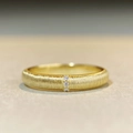 925 silver 18k gold brushed ring with three vertically set diamonds on matte finish - US 5 / Narrow Version / Gold