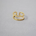 Eleganter vergoldeter Doppelring mit funkelnden Zirkonia-Steinen und offenem Design - Einstellbar Offen / Gold