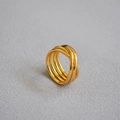 Anello a più strati intrecciato placcato oro 18 carati dal design moderno e minimal - US 6 / Oro