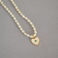 Elegant freshwater pearl necklace with a vintage gold heart pendant and green zircon stone - Freshwater Pearl Chain Green Heart Pendant