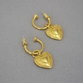 Orecchini a cuore vintage dorati con motivi a rilievo e piccoli cerchietti per donna - Oro