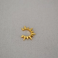 Minimalistische gouden punk oorklem met stralend klinknagelontwerp voor dames - Gouden Spike Enkel Stuk / Goud