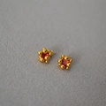 Pendientes de plata 925 con circón rojo y marco de cuentas doradas de estilo vintage - Rojo
