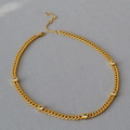 Collana a catena cubana placcata oro con cinque pietre di zirconia per donne eleganti - Stile Catena Cubana Con Zirconia (MYN0210-WG)