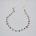 Collana minimalista in oro con pietre di granato rosso irregolari e chiusura a moschettone - Girocollo in Granato Porpora