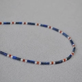 Collana artigianale retrò con perle di lapislazzuli blu e agata rossa - Blu Lapislazzuli Profondo
