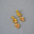 Vintage-Ohrstecker vergoldet mit bunten Strasssteinen im floralen Blatt-Cluster-Design - Bunte Funkelnde Blatt Blumen Stil (MYE0746-GD)