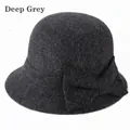 Chapeau cloche élégant en laine gris foncé pour femme avec nœud pour l'automne et l'hiver - Taille unique / Gris