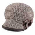Vintage brown plaid wool newsboy cap with bow and faux fur pompom for winter - Adjustable 57-59cm / Khaki