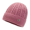 Bonnet d'hiver en maille torsadée rose poudré pour femme avec badge métallique élégant - Élastique 56-60cm / Rose